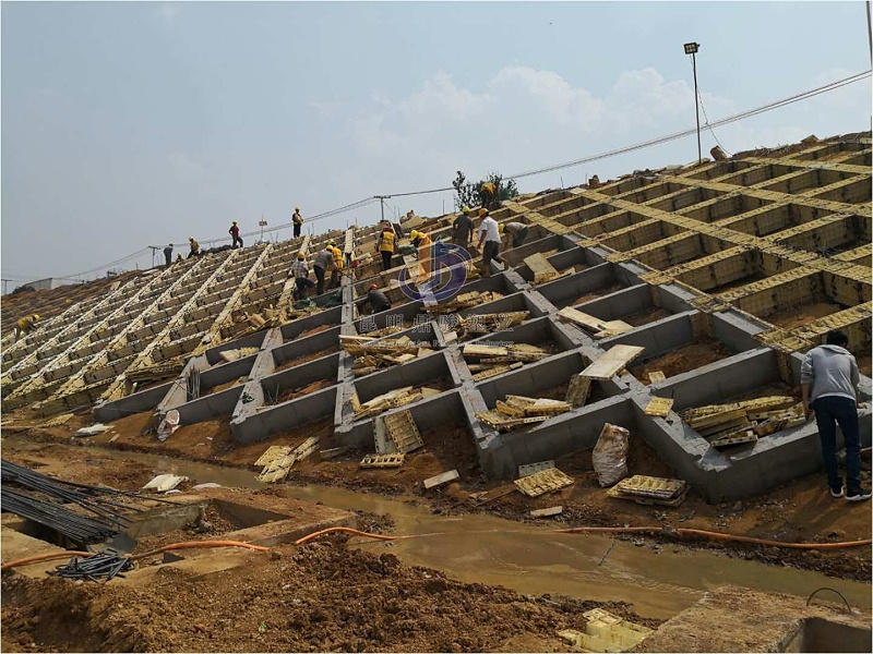 菱形方格梁塑料模板