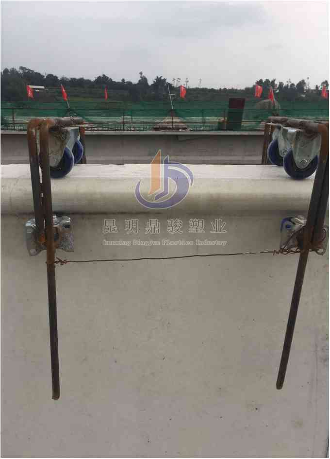 防撞護(hù)欄塑料模板廠