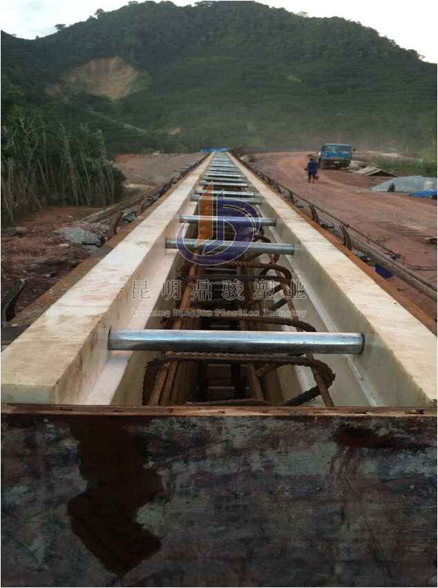 塑料模板廠-防撞護(hù)欄系列