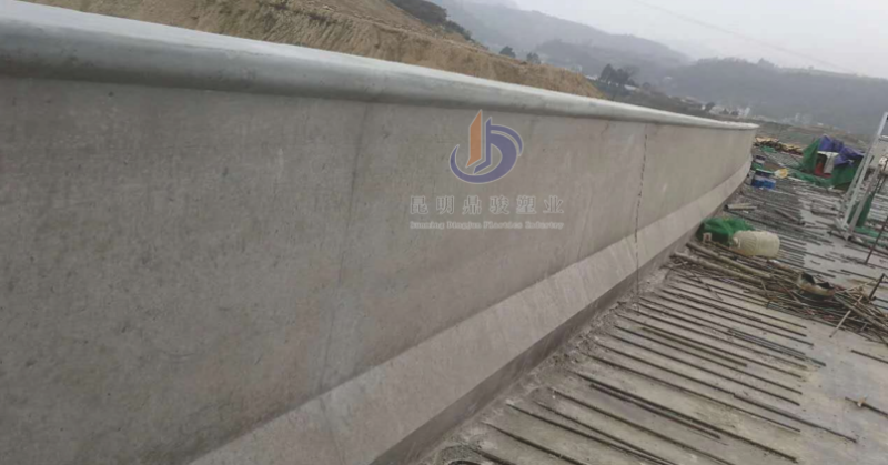 防撞護(hù)欄廠家2-1017