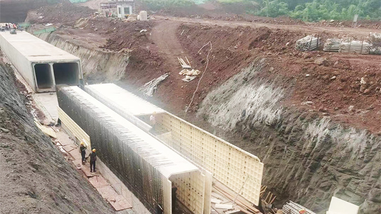 邊坡塑料模板廠家哪家好?首要選擇鼎駿塑業(yè)