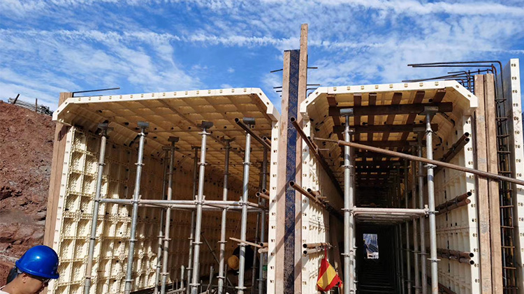 鼎駿邊坡塑料模板小編淺談塑料特性有哪些