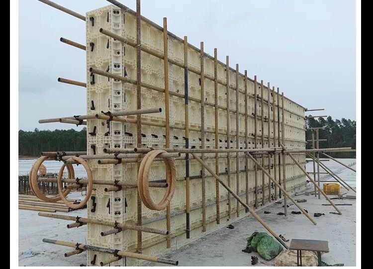 塑鋼模板價格一平方多少錢？搜索不到就對了