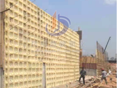 擋土墻模板運用2